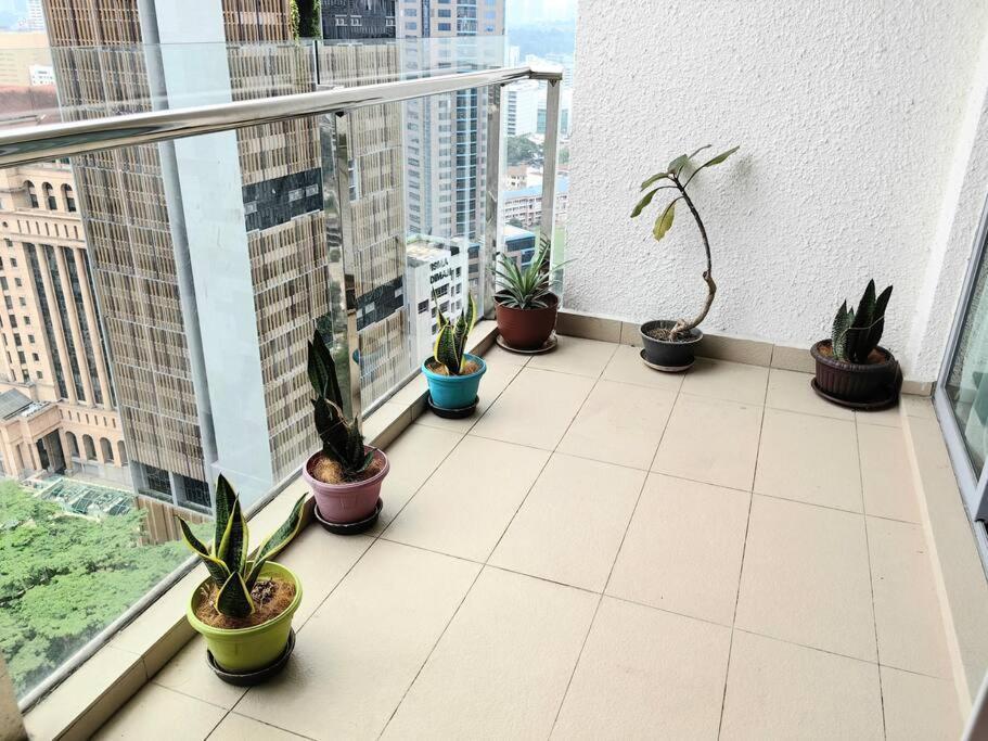 Apartment 19 Suasana Bukit Ceylon 5 Minutes To Alor Street Klcc Bukit Bintang 12 Pax 3r2b Kuala Lumpur