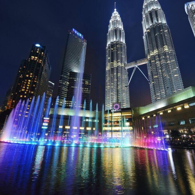 19 Suasana Bukit Ceylon 5 Minutes To Alor Street Klcc Bukit Bintang 12 Pax 3r2b Apartment *