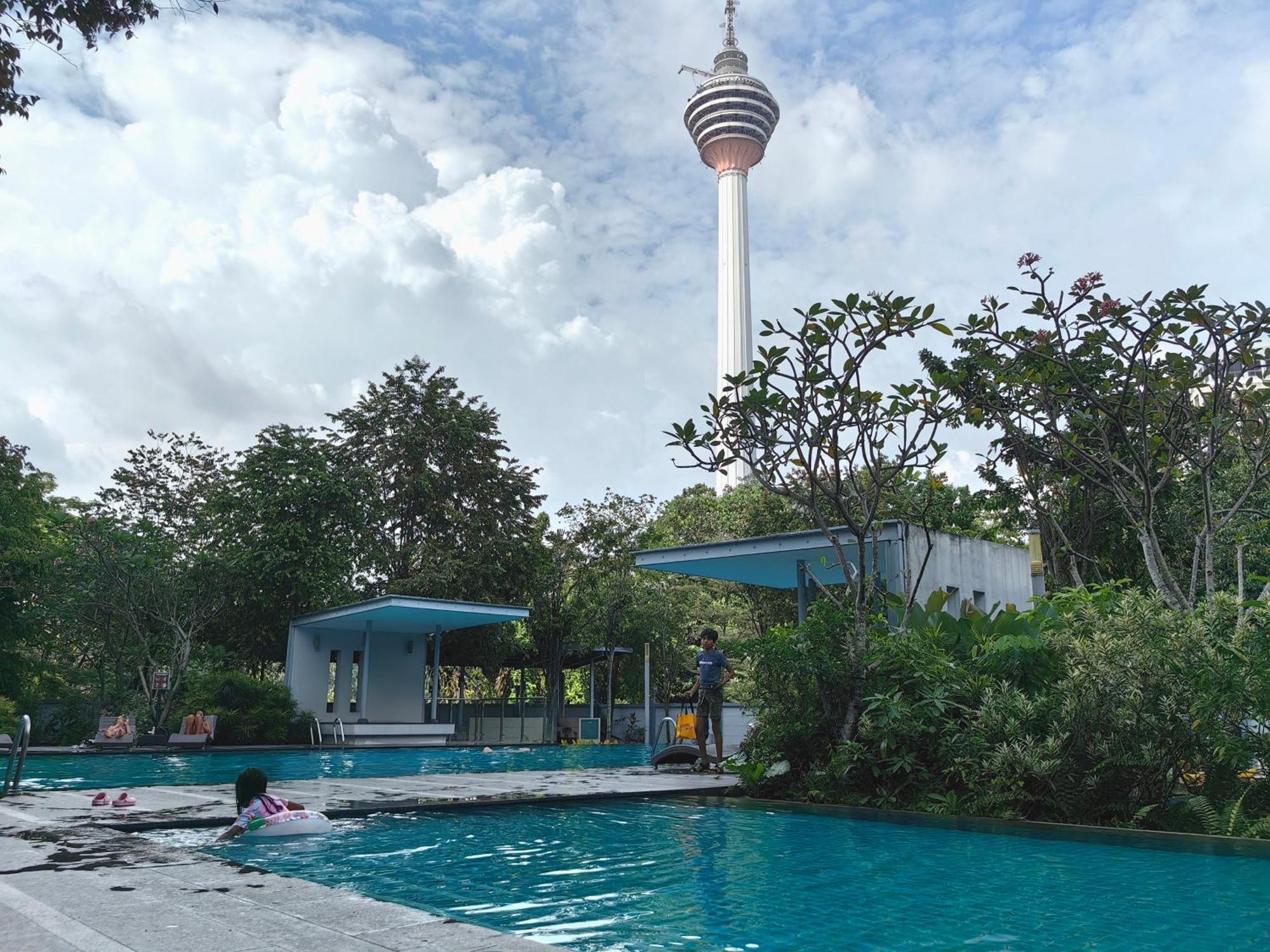 19 Suasana Bukit Ceylon 5 Minutes To Alor Street Klcc Bukit Bintang 12 Pax 3r2b Apartment